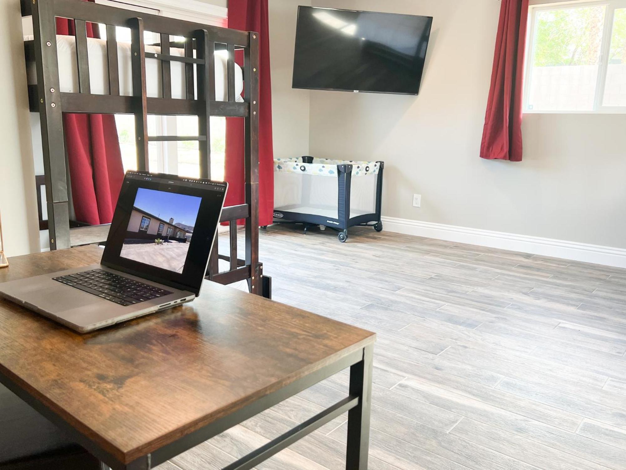 Lux Private Home - Pool, Billiards, 8 Smart Tvs, Board Games, Cotton Bedding - The Stone Sanctuary At Mccullough Hills Trailhead Las Vegas Exteriér fotografie