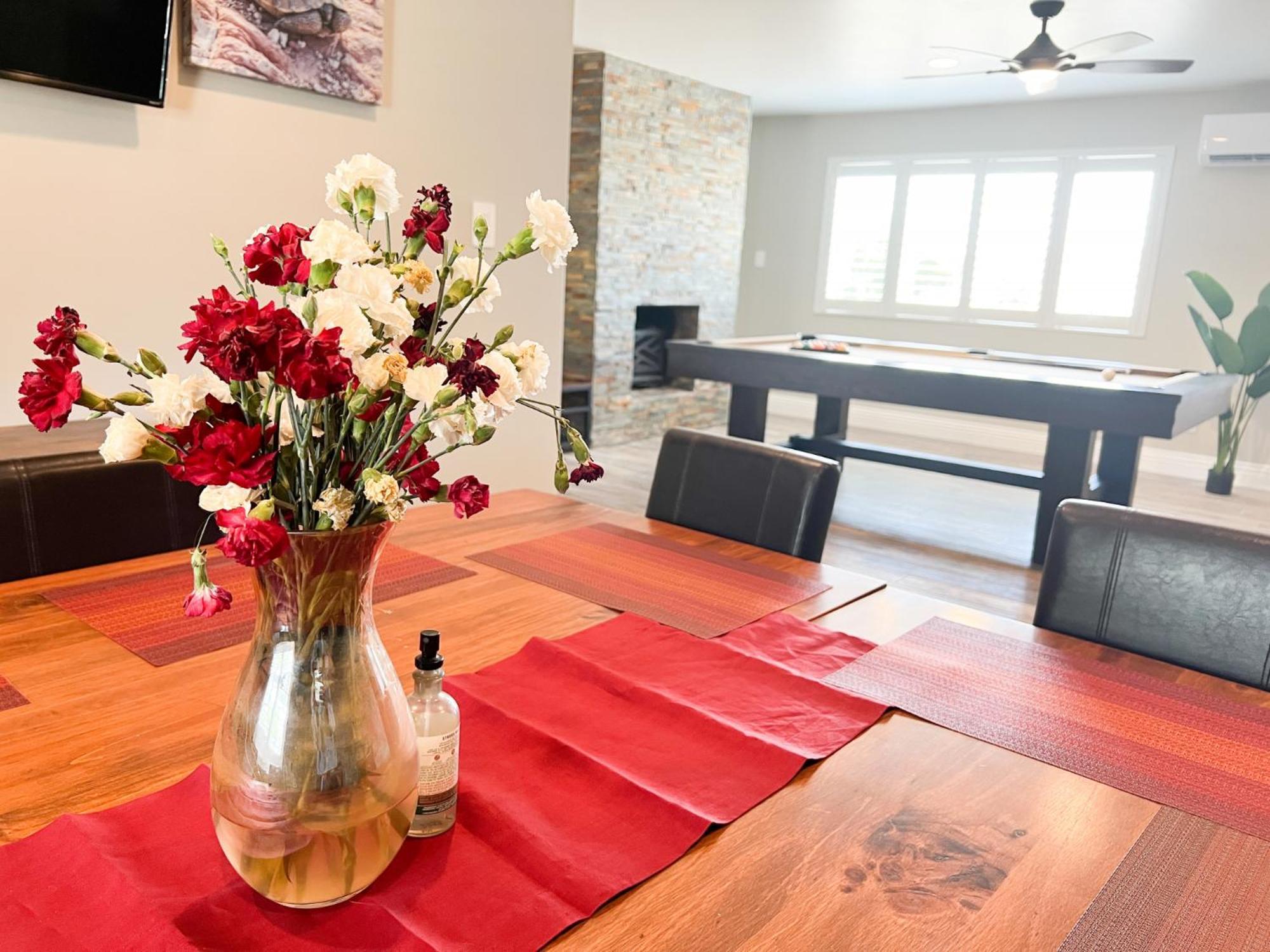 Lux Private Home - Pool, Billiards, 8 Smart Tvs, Board Games, Cotton Bedding - The Stone Sanctuary At Mccullough Hills Trailhead Las Vegas Exteriér fotografie