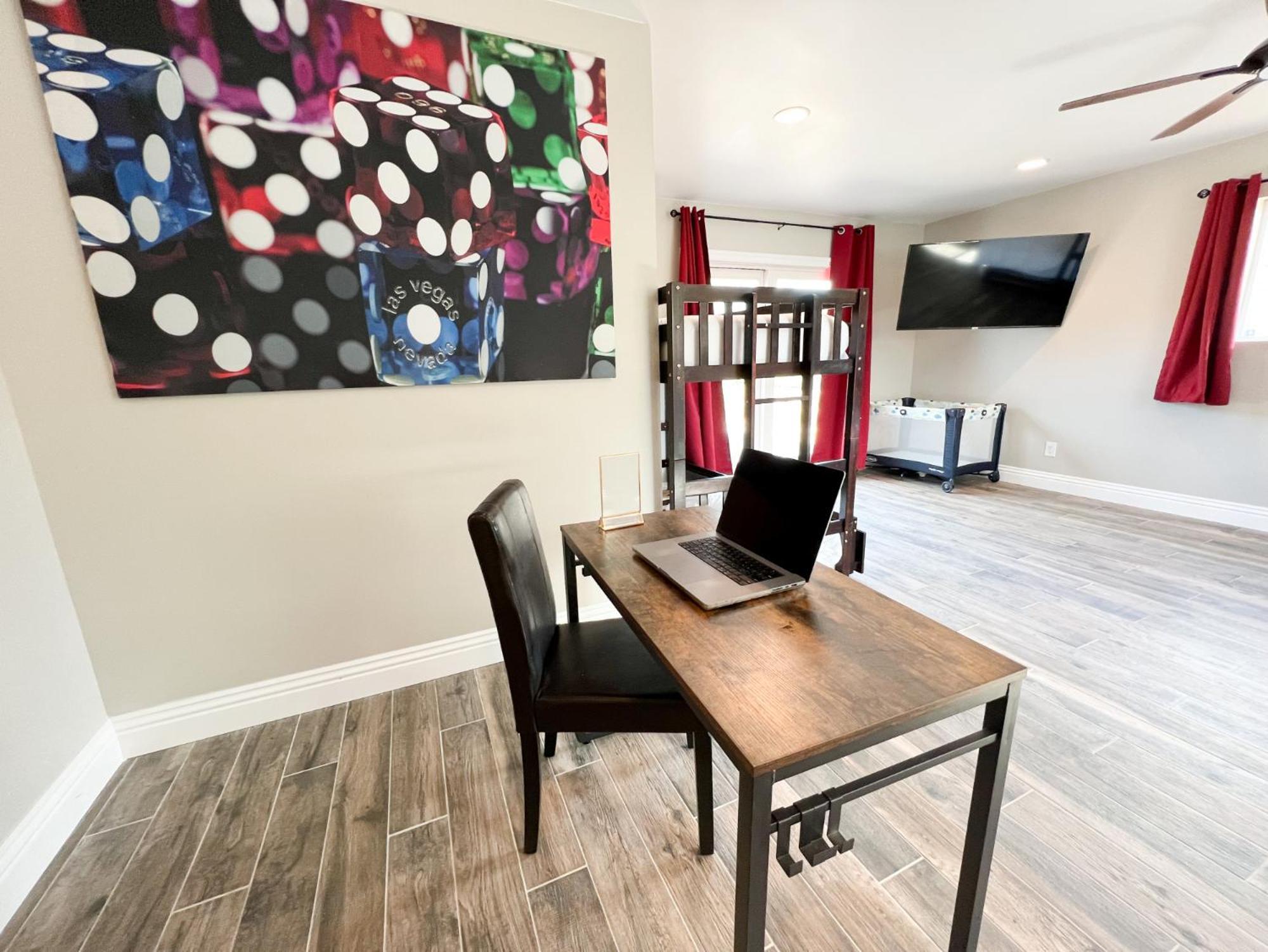 Lux Private Home - Pool, Billiards, 8 Smart Tvs, Board Games, Cotton Bedding - The Stone Sanctuary At Mccullough Hills Trailhead Las Vegas Exteriér fotografie